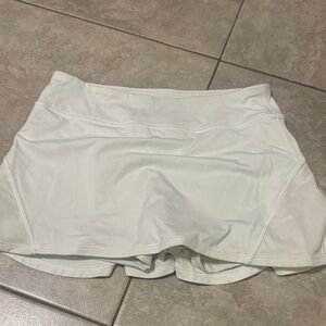Lululemon Women's White Skort